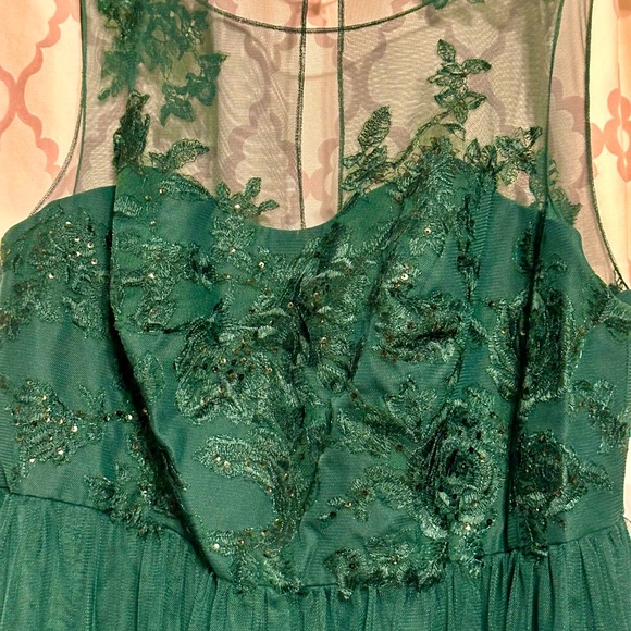 David’s Bridal bridesmaid dress in ‘Juniper’. - Picture 2 of 2